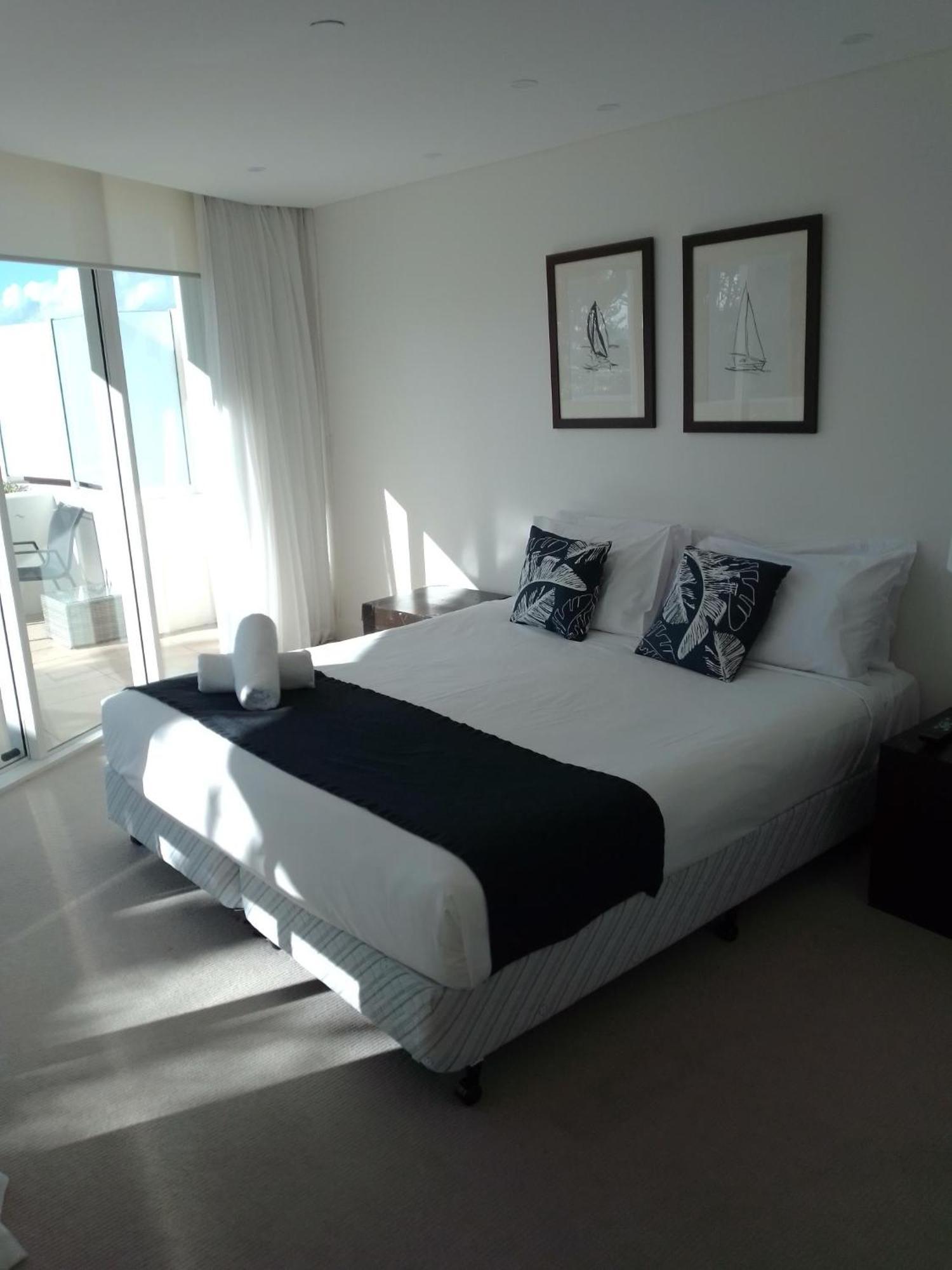 Kirra Surf Apartments Guldkusten Exteriör bild