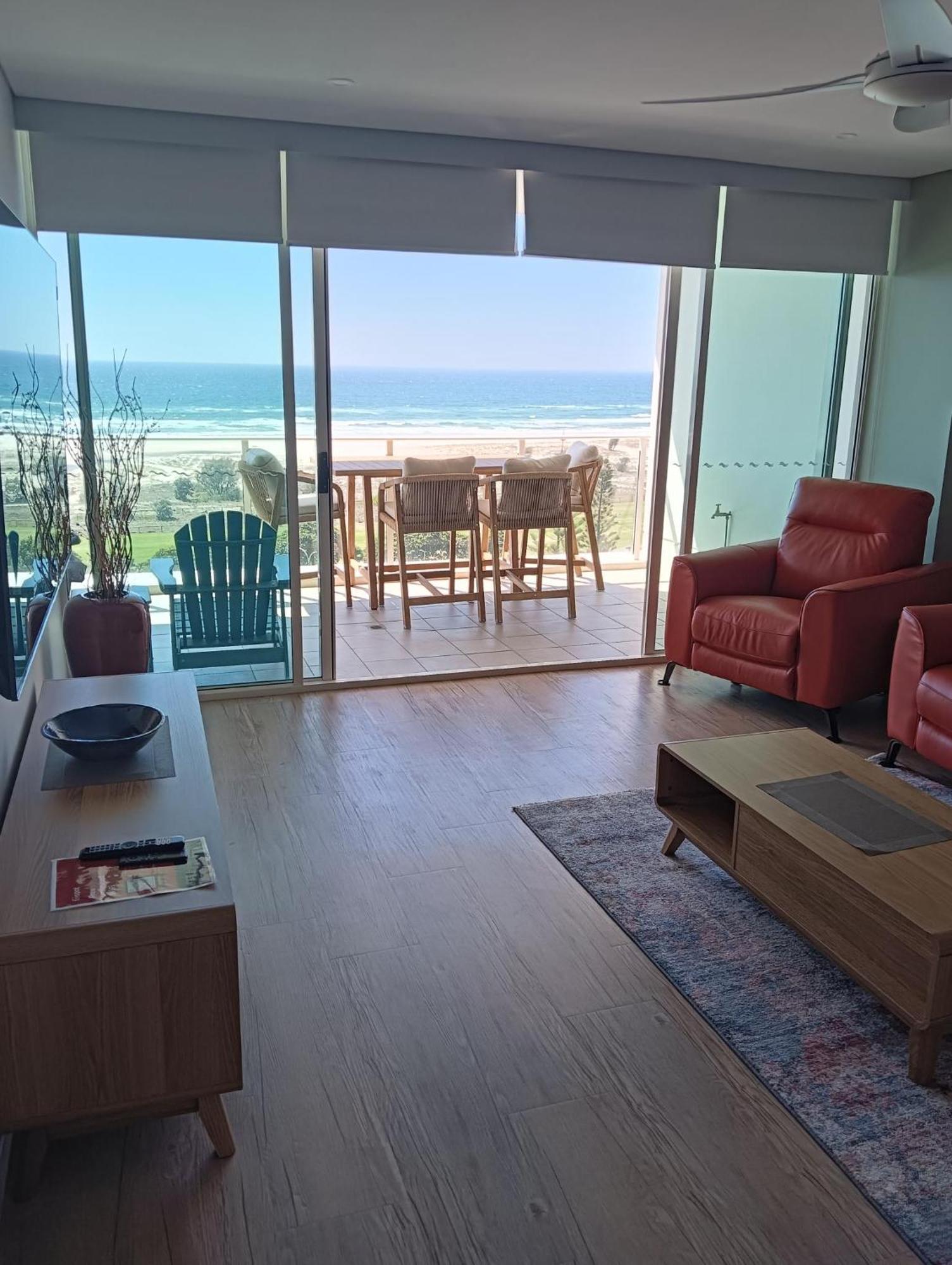 Kirra Surf Apartments Guldkusten Exteriör bild