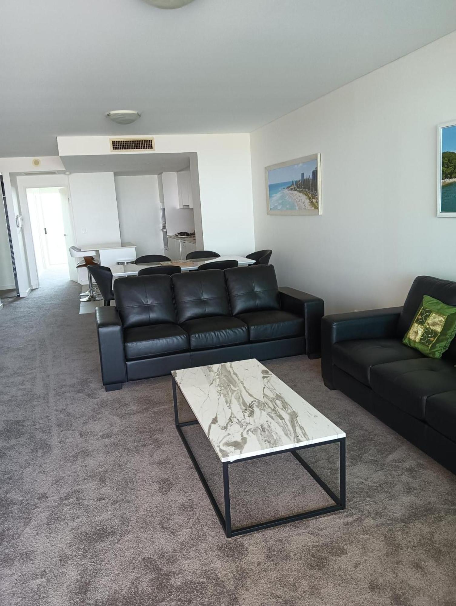 Kirra Surf Apartments Guldkusten Exteriör bild